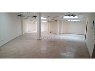 Oficina  Pere iii. Venta de oficina en manresa