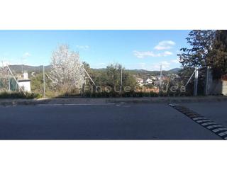 Terreny residencial a Vacarisses. Parcela en venta en can serra