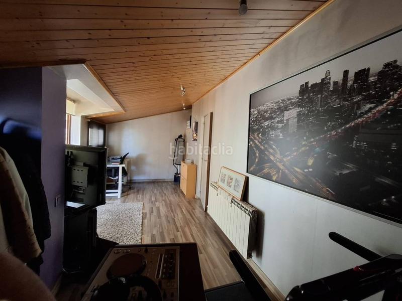 Foto c4f2a2ec-000c-44d2-a542-30bdc984988e. Zweistöckige wohnung mit heizung in Sant Pere Nord Terrassa