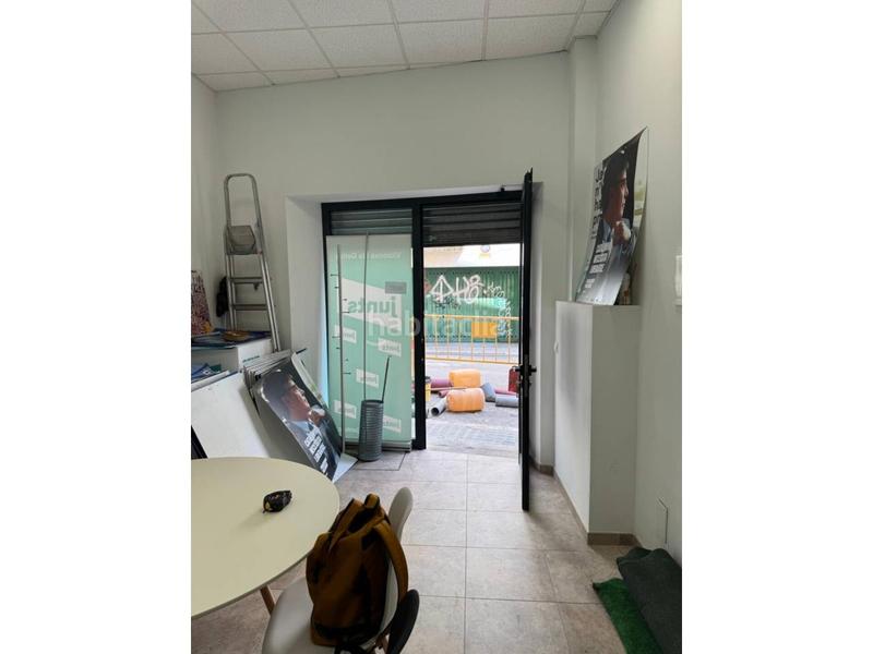 Foto d3ef3e8b-f421-4852-a7b5-b1f24e5e805c. Local comercial  en venta en Centrevila Vilanova i la Geltrú