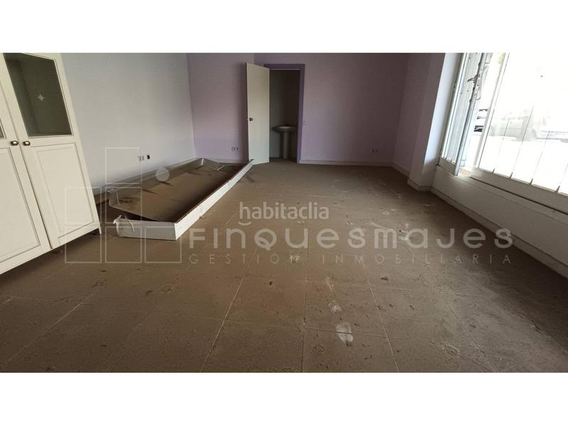 Foto d72e8e03-8879-4934-9a0c-7856d8a2684a. Local comercial  en venta en Torrent d'en Pere Parres Terrassa