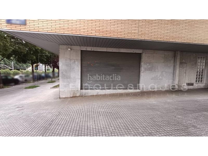 Foto f5dd2b19-7ec1-4947-8e12-765c108bdf80. Local comercial  en venta en Torrent d'en Pere Parres Terrassa