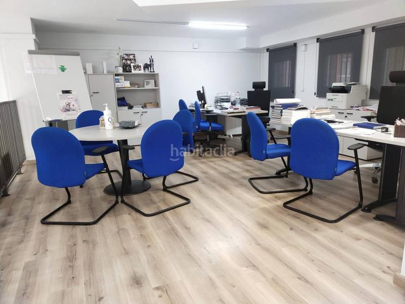Foto 4ab07673-b38a-442f-a957-1e35046d8cb5. Location local commercial dans Can Deu Sabadell