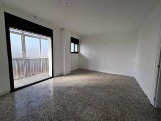 Pis  Espronceda. Piso con gran potencial en la creu de barber, sabadell