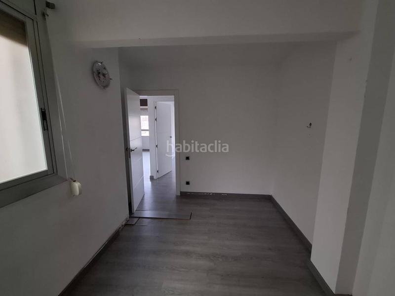 Foto 2c455b8e-742d-4ce1-8168-b55ad1852fd6. Pis a Plaça Catalunya - Escola Industrial Terrassa