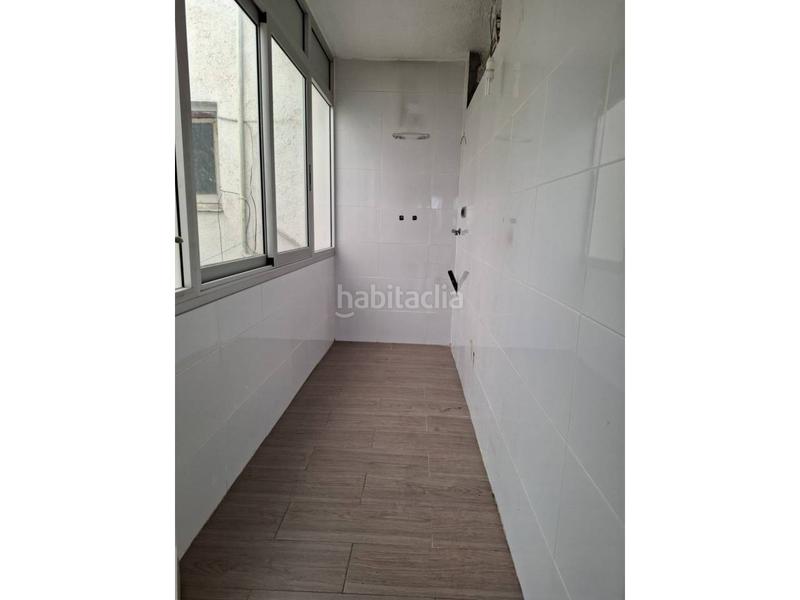 Foto d288a4cd-83a8-4efc-8b6e-a833f9f5fcdb. Pis a Plaça Catalunya - Escola Industrial Terrassa