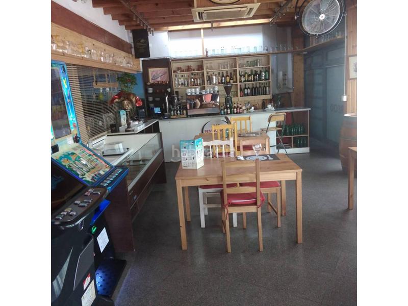 Foto eefd0057-6508-45f5-bbc2-99994fc1bcea. Alquiler local comercial traspaso de bar restaurante en Viladecans