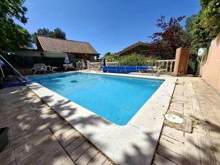 Casa en Castellnou-Can Mir-Can Sol�. Venta de casa en la zona residencial de sant mu�castellnoucan mi