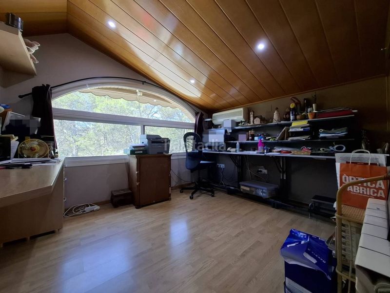 Foto f2f5c9d9-8f16-47c4-850f-8775a1a1ca17. Casa amb calefacció aparcament piscina a Castellnou-Can Mir-Can Solà Rubí