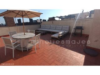 Pis  Calle pedraforca. Fantástico piso exterior con solarium privado