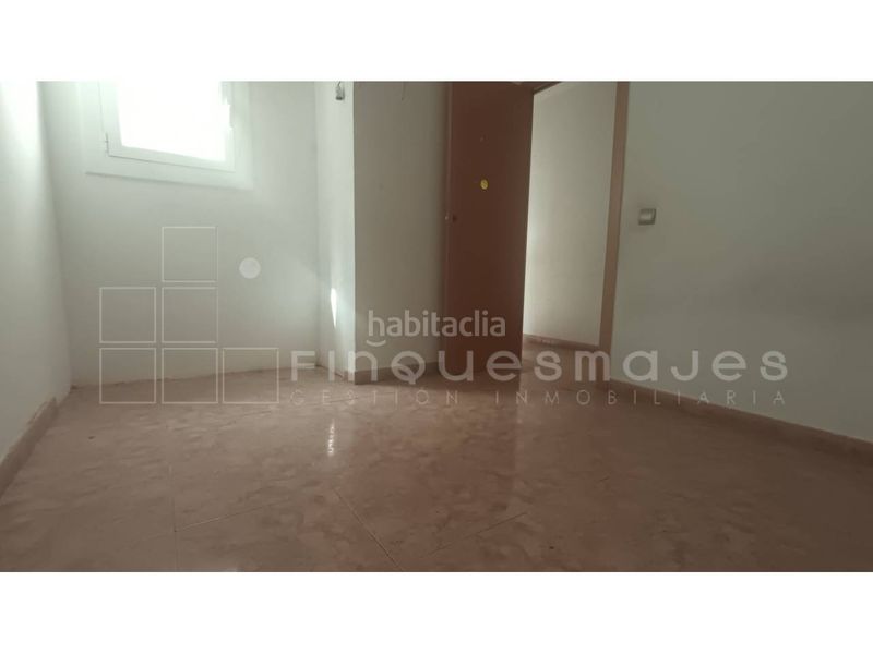 Foto 2730a023-1042-4a09-9498-8f35a43701e1. Pis a La Cogullada Terrassa