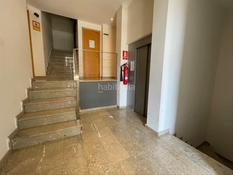 Foto b4e84a23-9a8a-40fd-a13c-6982d6701129. Aparcament cotxe a libertad 1 a Pueblo Benicarló