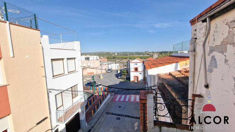 Foto 23accd67-085e-4df3-806b-dac14fc74b6e. Haus mit parking in Cálig