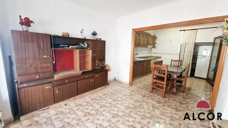 Foto 5f11d46d-afa3-43f6-b535-923efa8acd32. Haus mit parking in Cálig