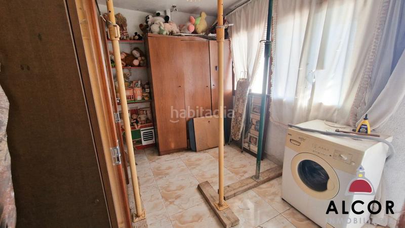 Foto b3e6005a-f679-4653-a201-a2b97e6f97f8. Haus mit parking in Cálig