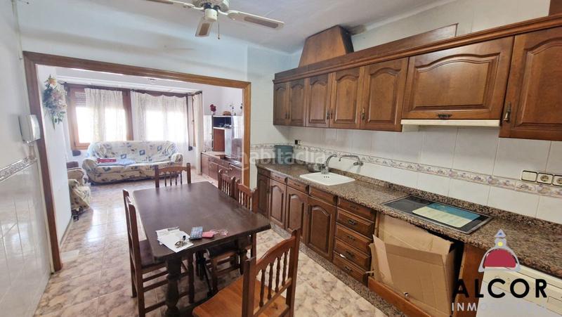 Foto ed7372c1-d1ab-4689-a093-a1da64435bd2. Haus mit parking in Cálig