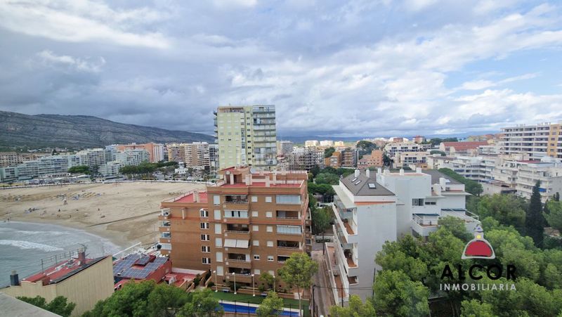 Foto b5782896-c8b3-4c8b-b82a-40c4c11ad031. Pis amb aparcament piscina a Playa de la Concha Oropesa del Mar