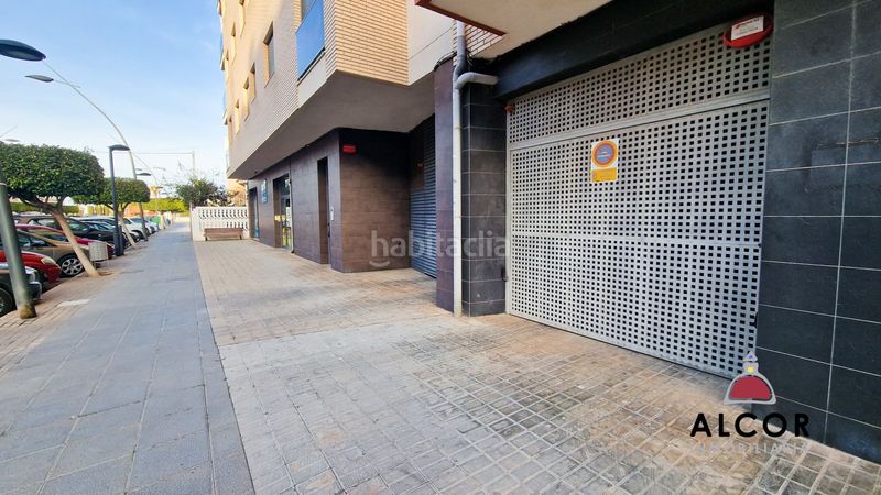 Foto 34c60827-b828-49e6-8814-e0cdcfcbc2bd. Aparcament cotxe a Puerto Benicarló