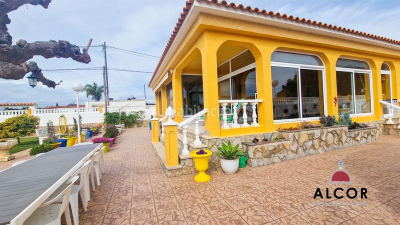 Foto fedf7e1a-debb-46f2-967b-c13377af3e38. Xalet amb calefacció aparcament a Pueblo Benicarló