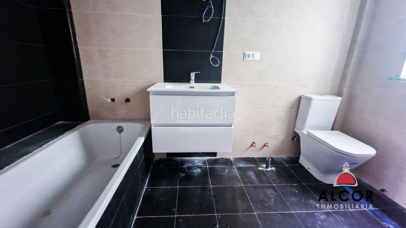 Foto a89b69ef-28ba-4ad3-88e8-0ec4f1d58c1f. Pis amb aparcament a Casco Urbano Vinaròs