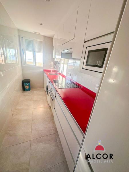 Foto a245c6b8-b572-4fef-b557-f6445c42eea2. Àtic amb calefacció aparcament piscina a Costa Marina Oropesa del Mar