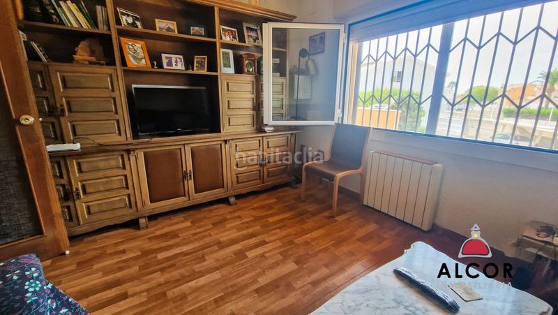 Foto 5412e180-5459-4598-b66a-a40a855b4a45. Xalet amb calefacció aparcament a Papa Luna - Platja del Gurugú Benicarló