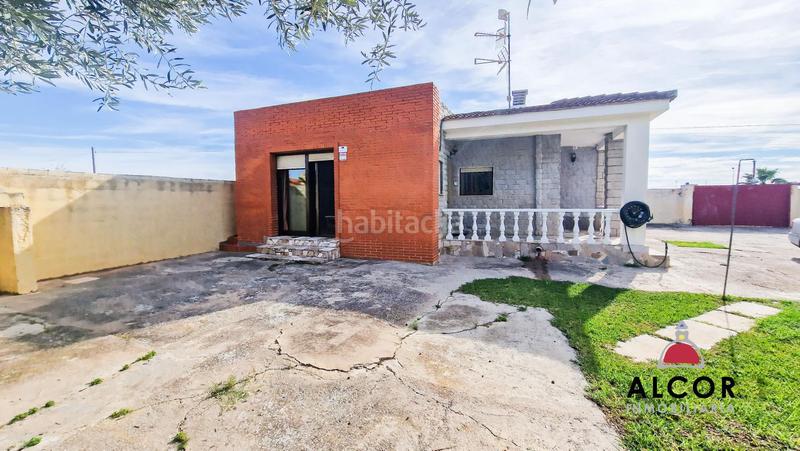 Foto 592cf3e7-3ce8-4f08-b6ce-099b79aa95a6. Xalet amb aparcament a Pueblo Benicarló