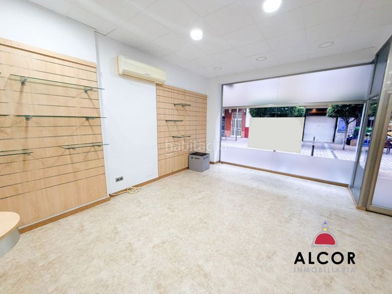 Foto e11fa4b2-b2b3-443f-814b-9b5159a2a6bc. Local comercial a Puerto Benicarló