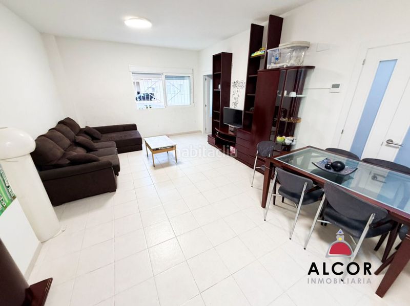 Foto 88c25efa-cc92-470a-9bf1-fa680d08ce52. Pis amb aparcament a Casco Urbano Vinaròs