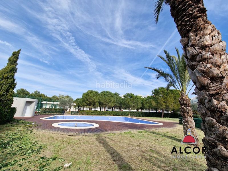 Foto ac784424-d27b-4b96-b1d6-c195ab1952f6. Pis amb aparcament a San Jorge
