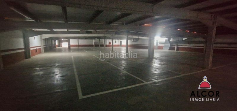 Foto f37a72b2-7203-428f-84a4-b8791cce53d0. Aparcament cotxe a Pueblo Benicarló