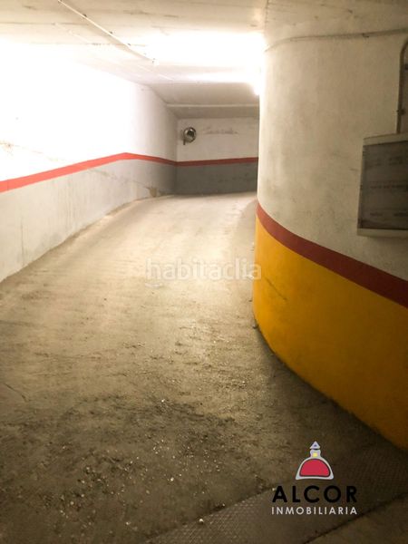 Foto 0a9bbcc0-b964-4c71-a084-6cbb391cb3c2. Aparcament cotxe a Pueblo Benicarló