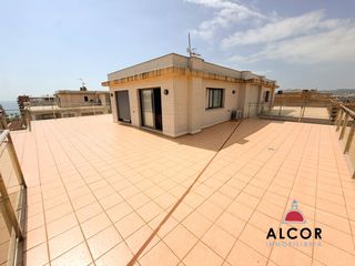 Dúplex a Costa Marfil. Duplex en venta en marina dor, 4 dormitorios.