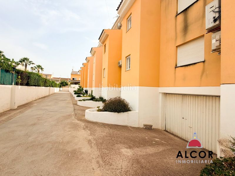 Foto 5f31b0d5-b95a-4fee-80fb-a49d709f693b. Casa adossada amb aparcament piscina a Papa Luna - Platja del Gurugú Benicarló