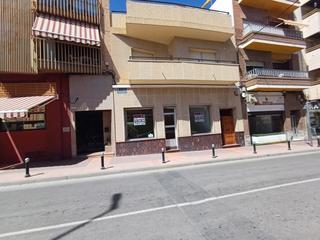 Location Local commercial à El Palmar. Local en la calle mayor