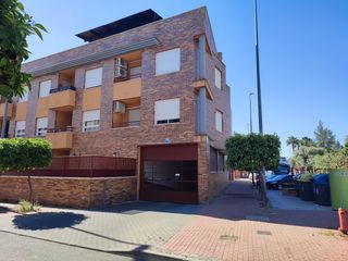 Lloguer Apartament a El Esparragal. Apartamento amueblado con garaje, trastero y ascensor en el espa