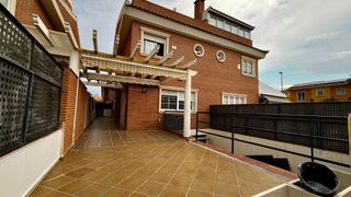 Lloguer Casa adossada a El Palmar. Dúplex de 4 dormitorios con buhardilla, terrazas, garaje indepen