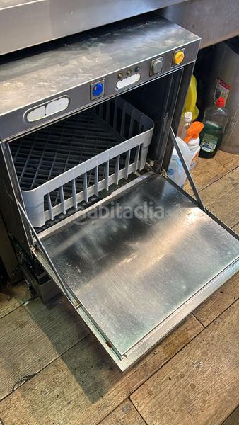 Foto 39f8d4f5-fe06-44d6-aec7-3e8fdd894cfa. Traspaso local comercial en Aiora Valencia