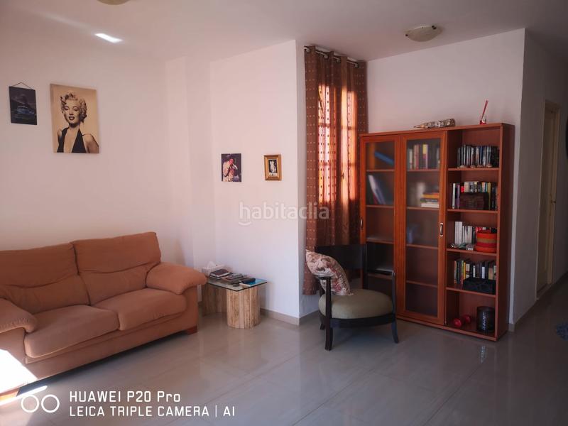 Foto 7fc28f8d-56c0-4114-b557-2c8cb4040586. Lloguer pis a avinguda de sant josep de la muntanya 16 a Valencia