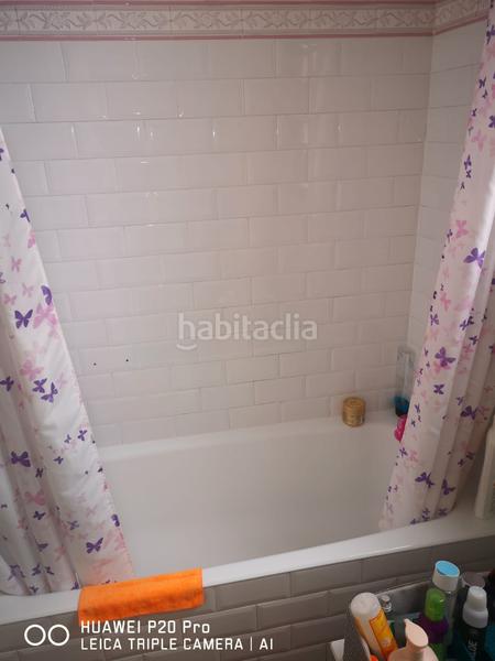 Foto 8f0ce9f5-39c8-405a-b6e4-c01d99d37031. Alquiler piso en avinguda de sant josep de la muntanya 16 en Valencia