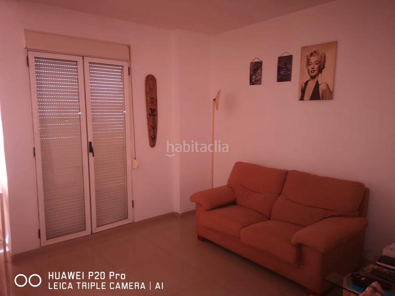 Foto 9f2bbc48-b74d-4702-a38d-885141f51539. Alquiler piso en avinguda de sant josep de la muntanya 16 en Valencia