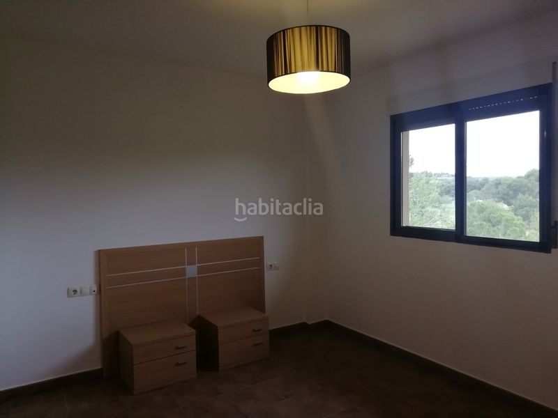 Foto 5051861b-8fa6-430a-8e96-1336d7af1fb6. Pis amb piscina a El Bosque Chiva