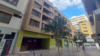 Etagenwohnung in Carrer de baldoví 3