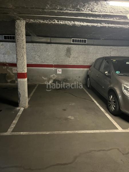 Foto 40655e7a-b5b5-4e3d-9395-ad60b9da8d06. Autoparkplatz in Centre Badalona