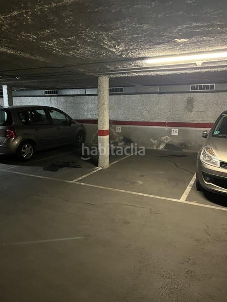 Foto d27ee70c-7183-4f5c-9304-6ae07a3f4e5f. Autoparkplatz in Centre Badalona