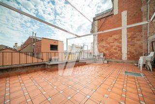 Maison  Carrer de saragossa. Casa centro badalona reformada y con local comercial