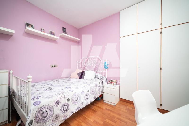 Foto d7b151a4-67e8-4ddd-933c-3f5d0196adac. Casa amb calefacció aparcament a Progrés - Pep Ventura Badalona