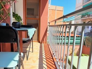 Etagenwohnung  Carrer de bernat metge. Pisazo de 4hb, 2 baños reformado para entrar a vivir