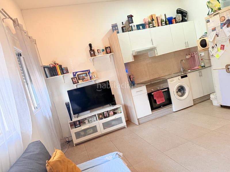 Foto eab5280a-c45f-4b82-98d3-eaebb7e3f64e. Flat in Llefià Badalona