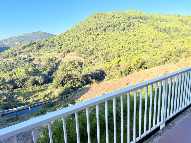 Foto 73edccfc-6335-4615-9822-7bd7f5142e74. Casa amb xemeneia calefacció aparcament piscina a Sant Feliu de Codines